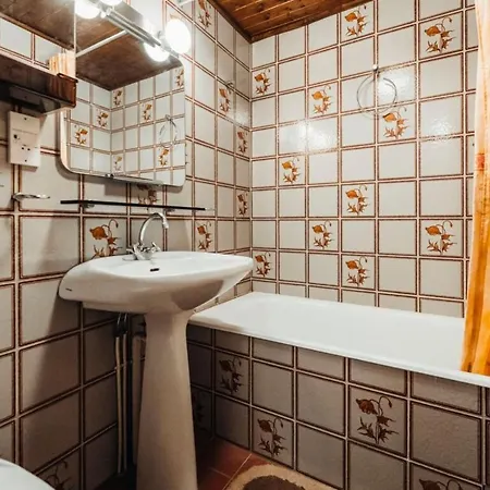 Liarets Furnished Flat Appartement *